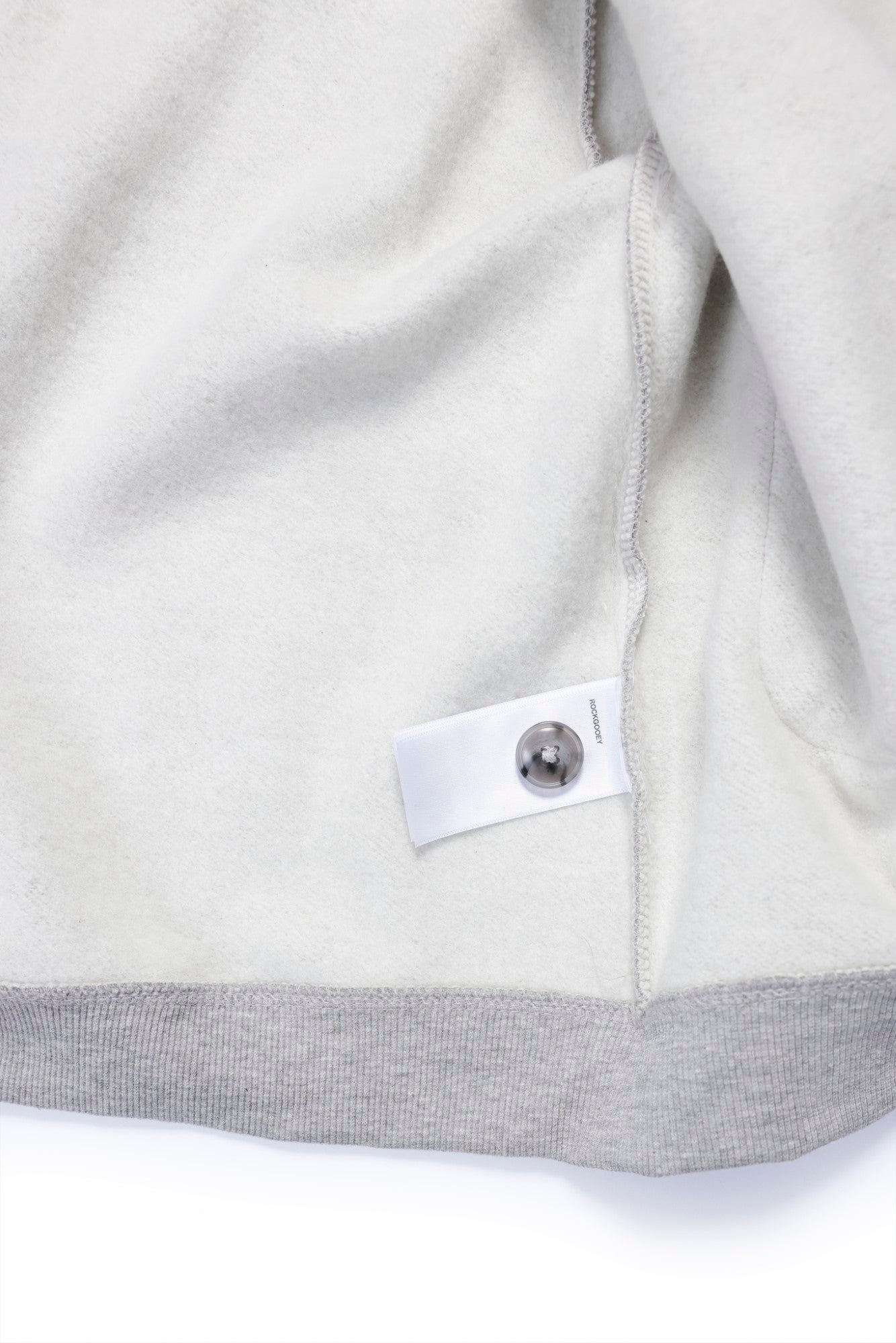 Bedrock Cardigan in Grey